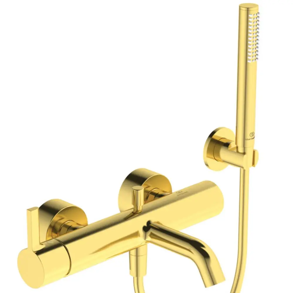 Wandmontierte Badearmatur in Brushed Gold mit Handbrause, Halter und Schlauch. Produkt von Ideal Standard, klar strukturiert und funktional.